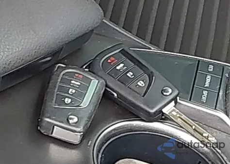 2023 Toyota Camry Se z USA, uszkodzony, nr VIN 4T1G11AK4PU773747